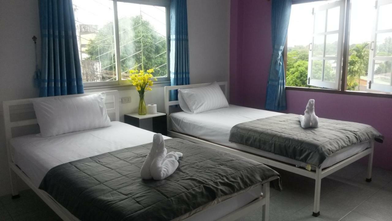 Madinah Hostel Ranong Ban Lum Than Exterior foto