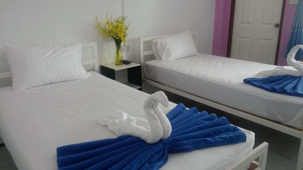Madinah Hostel Ranong Ban Lum Than Exterior foto