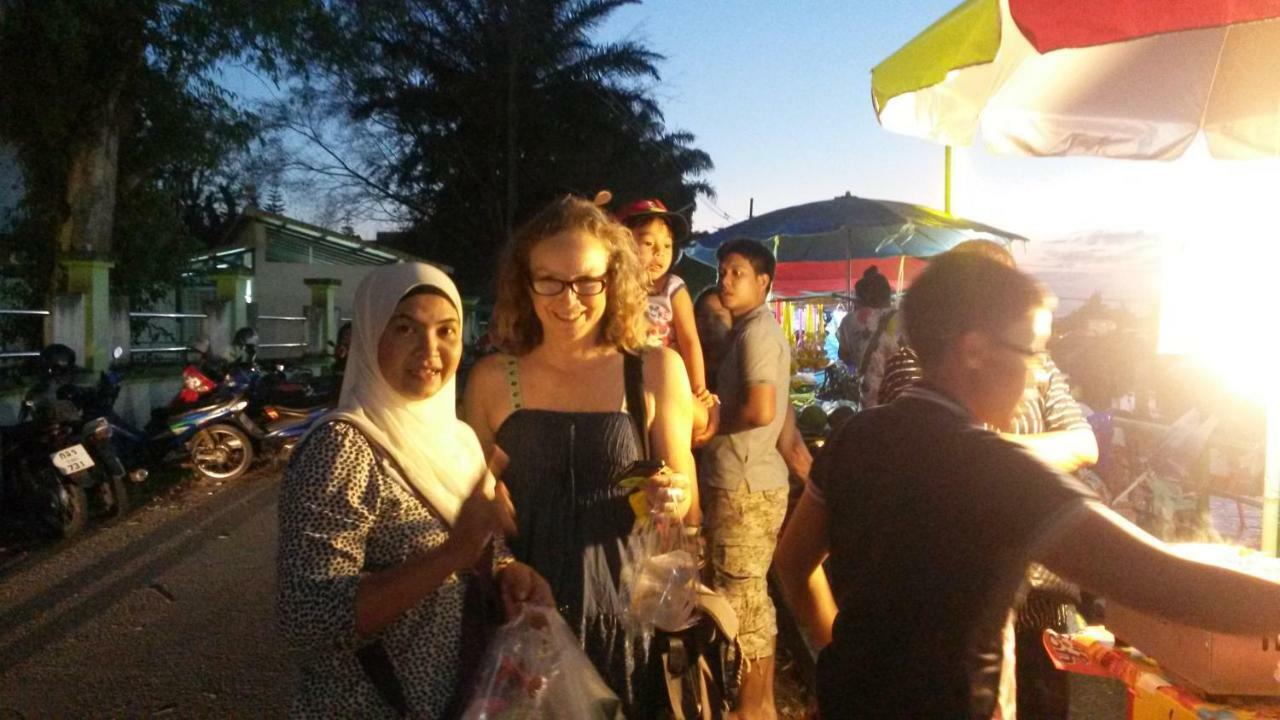 Madinah Hostel Ranong Ban Lum Than Exterior foto