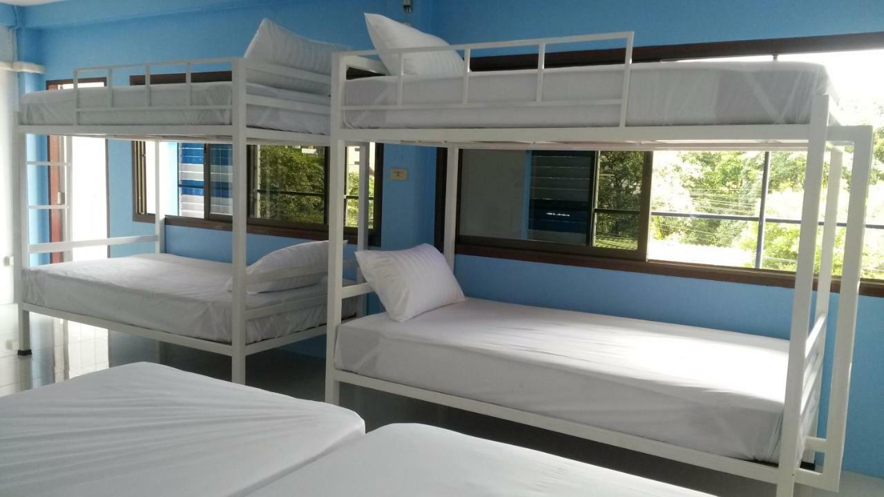 Madinah Hostel Ranong Ban Lum Than Exterior foto